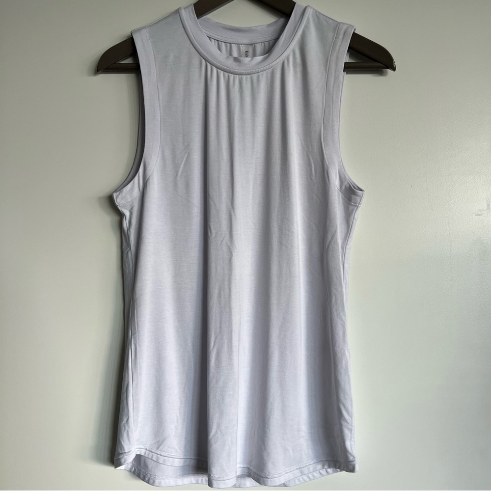 NWOT Emma Knudsen Slim Fit Tank - White - Size Small